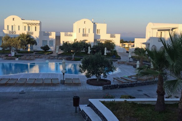 Santorini hotel 07-03